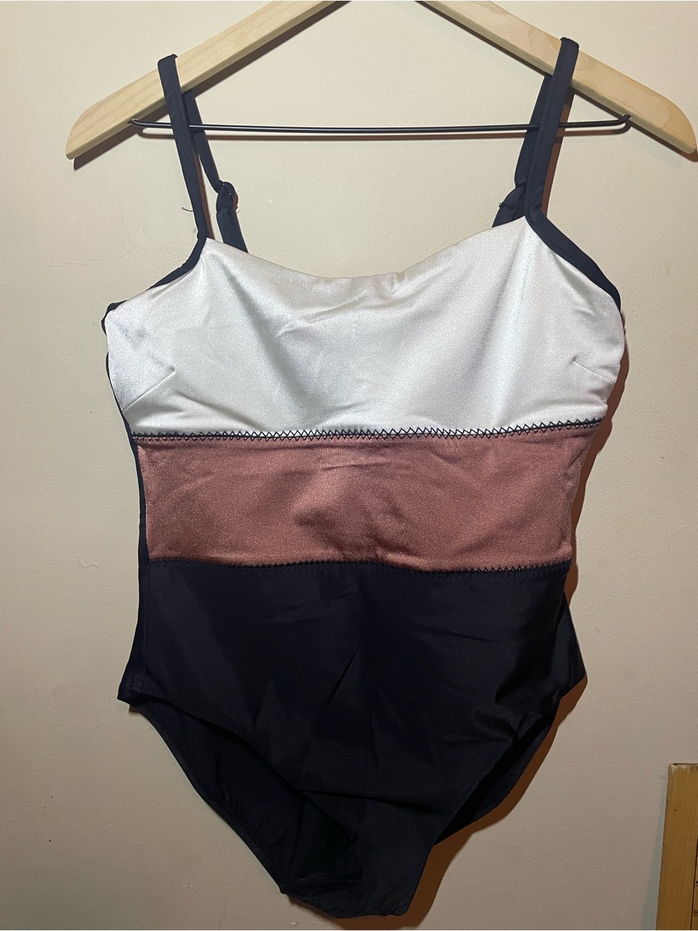 Miraclesuit Colorblock One Piece Swimsuit Size 12 Tummy Control Black Bronze